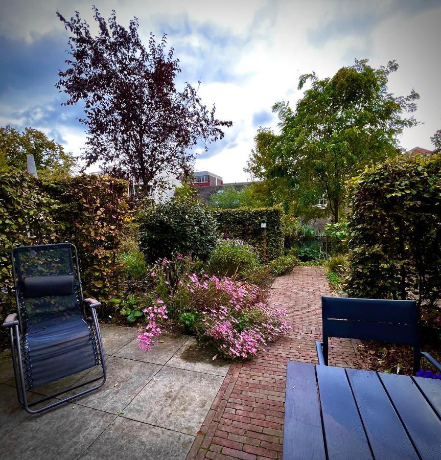 Arthouse Dordrecht Bed and Breakfast Exteriör bild