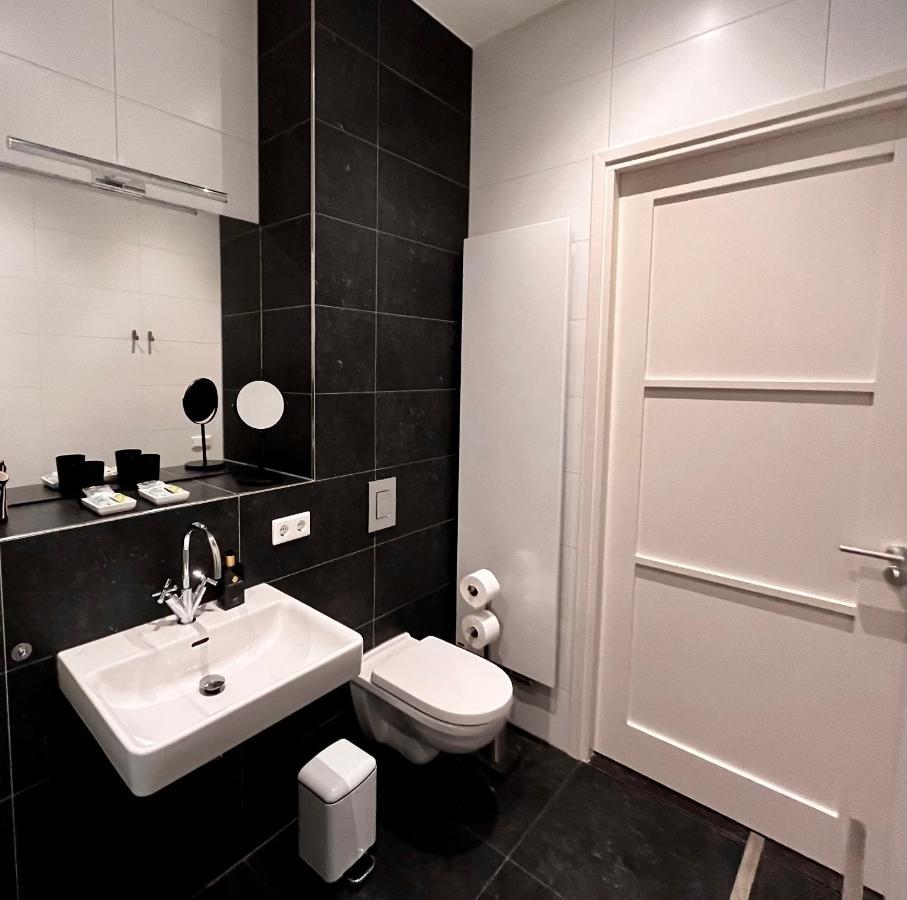 Arthouse Dordrecht Bed and Breakfast Exteriör bild