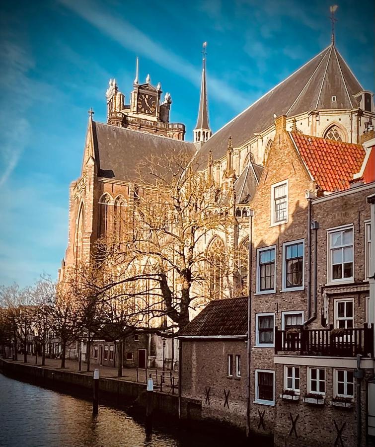 Arthouse Dordrecht Bed and Breakfast Exteriör bild