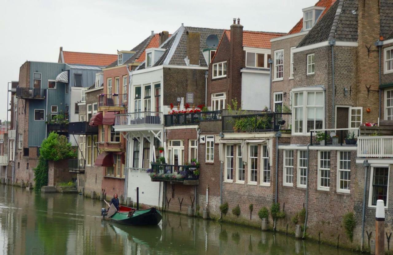 Arthouse Dordrecht Bed and Breakfast Exteriör bild